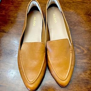 Beautiful Aldo loafers in almost brand new condition
